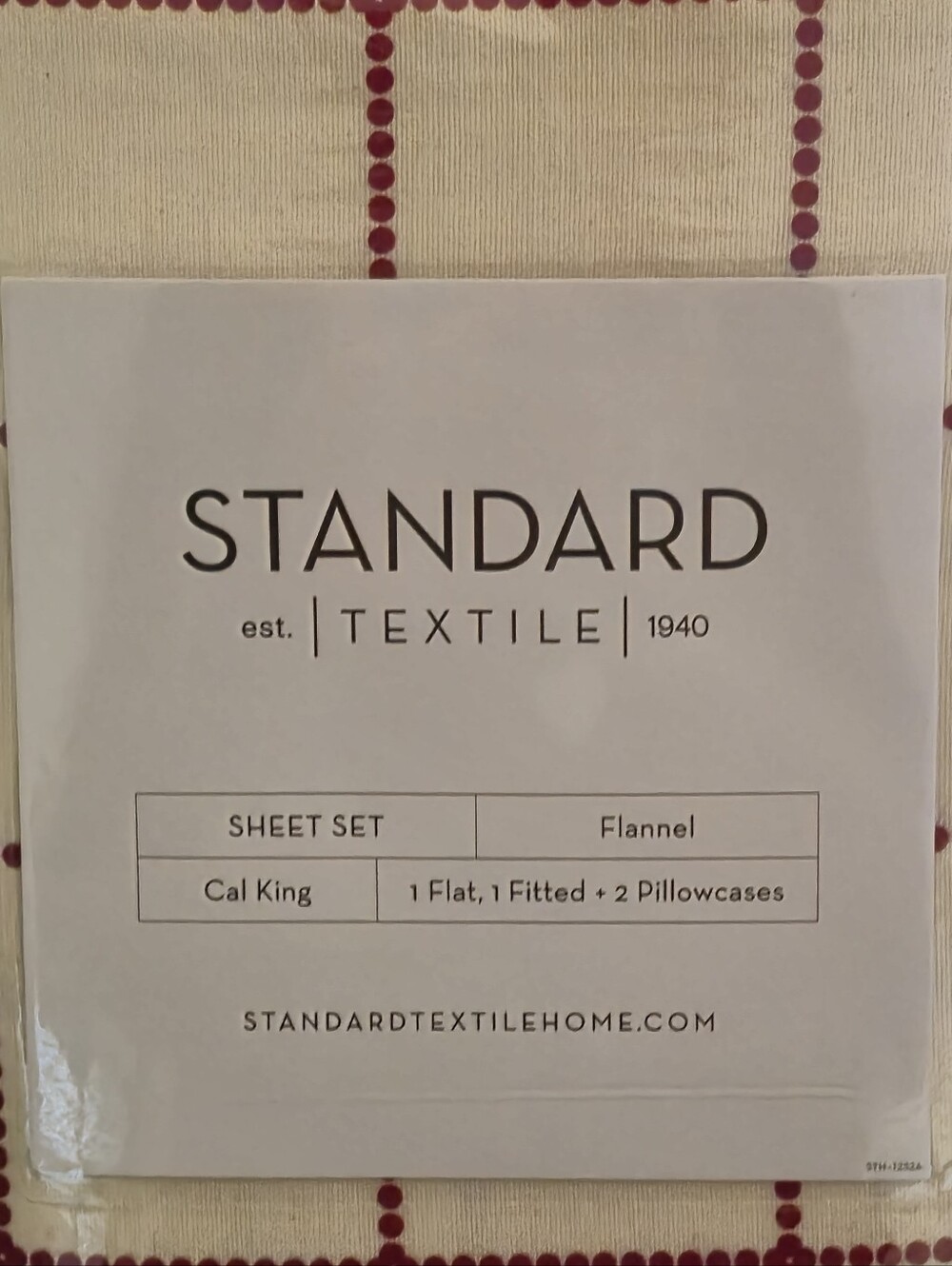 California King Flannel Sheet Set! 9ne Fitted, One Cover Sheet, & 2 Pillowcases - Picture 2 of 5